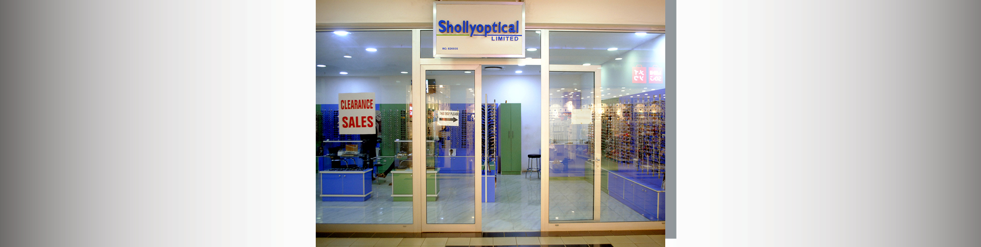Sholly Optical shop front